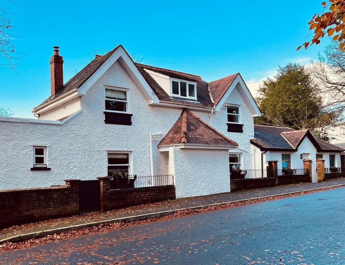 6 - Central Location - Entire House - Free Parking Merthyr Tydfil Kültér fotó